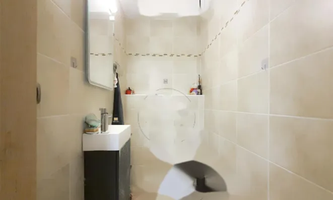 Недвижимость 4-комнатная квартира с видом на море: 24