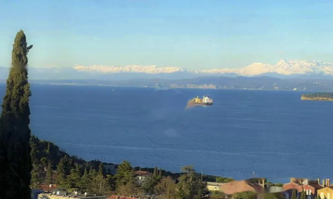 Недвижимость 4-комнатная квартира с видом на море: 27