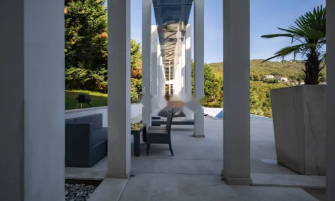 Недвижимость Семейный дом 600 м², Опатия: 3