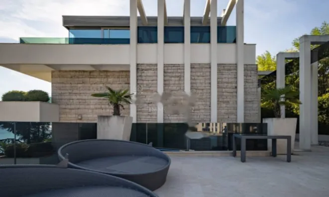 Недвижимость Семейный дом 600 м², Опатия: 4