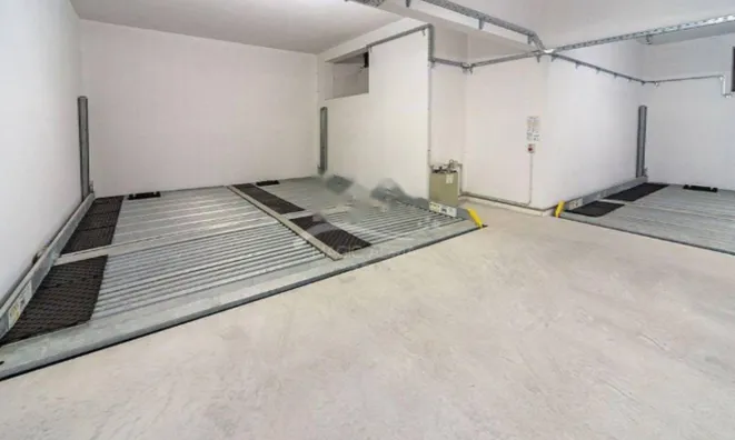 Недвижимость Трёхкомнатная квартира в центре: 22