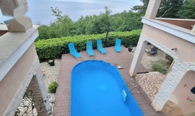 Недвижимость Семейный дом 260 м², Запад, Опатия: 1