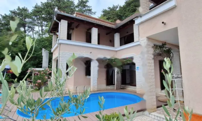 Недвижимость Семейный дом 260 м², Запад, Опатия: 3