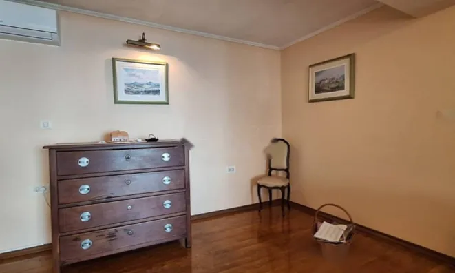 Недвижимость Семейный дом 260 м², Запад, Опатия: 35