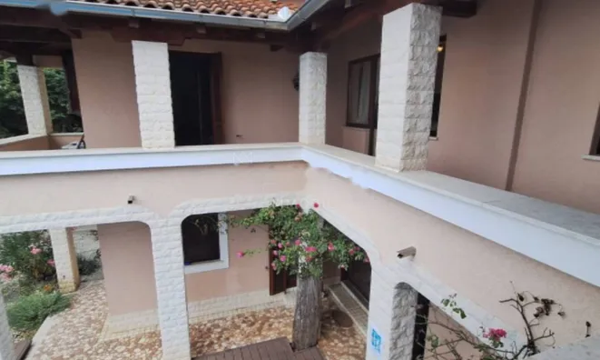 Недвижимость Семейный дом 260 м², Запад, Опатия: 40