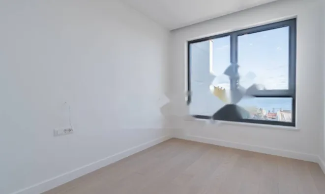 Недвижимость Четырехкомнатная квартира: 7