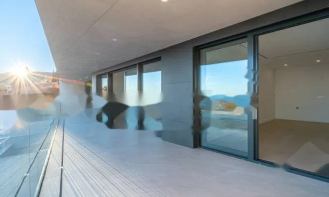 Недвижимость Четырехкомнатная квартира: 17