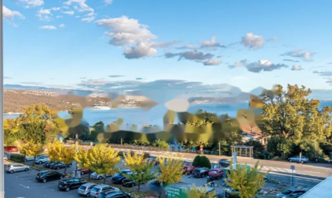 Недвижимость Четырехкомнатная квартира: 22