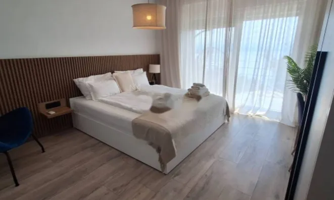 Недвижимость Семейный дом 300 м², Побри: 27