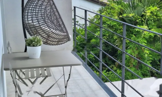 Недвижимость Семейный дом 300 м², Побри: 28