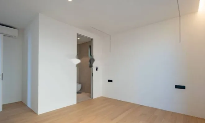 Недвижимость Четырехкомнатная квартира в Центре: 7