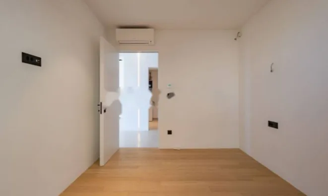 Недвижимость Четырехкомнатная квартира в Центре: 8