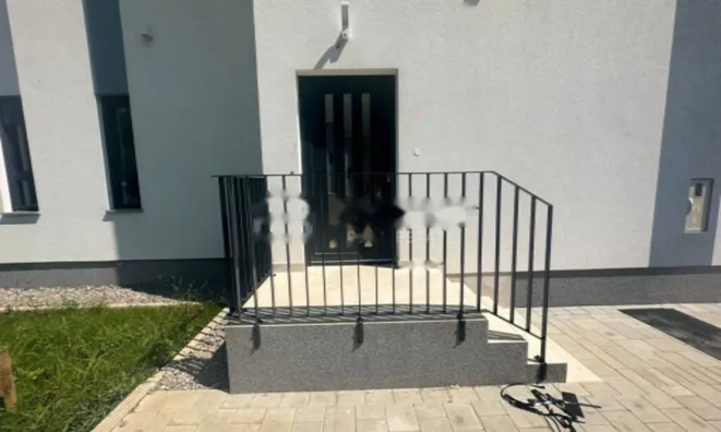 Недвижимость Четырехкомнатная квартира в центре: 8