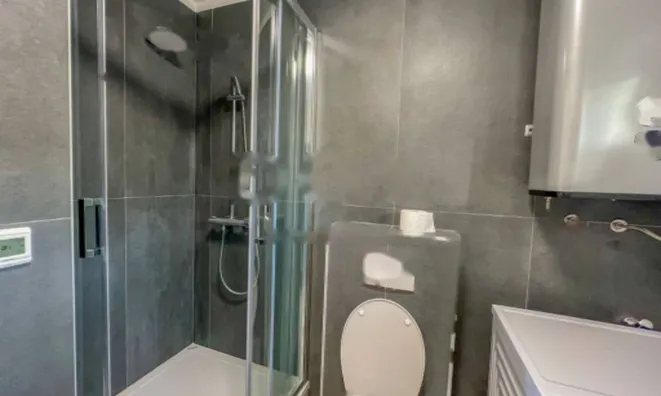 Недвижимость Двухкомнатная квартира, центр: 11