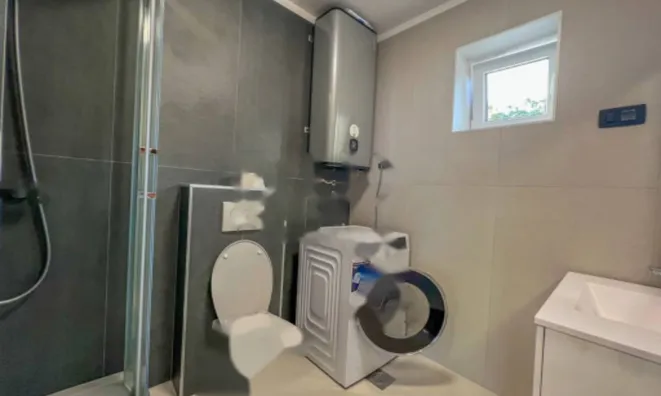 Недвижимость Двухкомнатная квартира, центр: 12