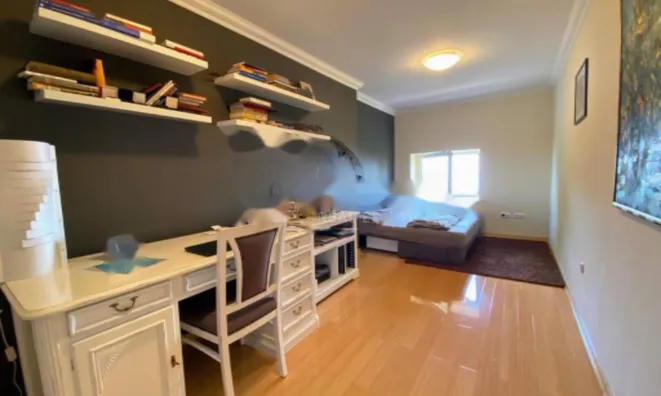 Недвижимость Трехкомнатная квартира, Центр: 13