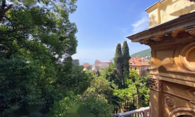 Недвижимость Трехкомнатная квартира, Центр: 15