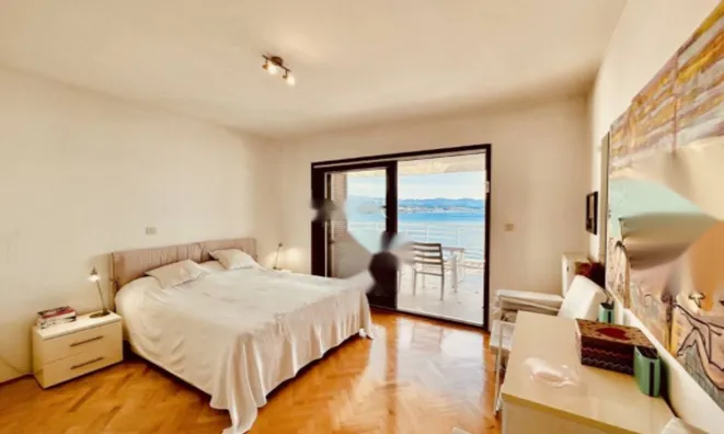 Недвижимость Квартира на втором этаже, Опатия: 10