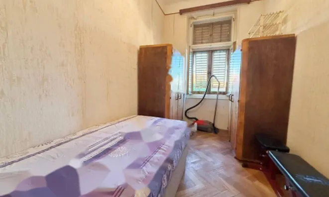 Недвижимость Трёхкомнатная квартира, Центр: 8