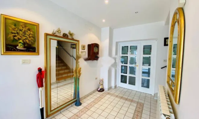 Недвижимость Семейный дом 360 м² в Опатии: 5