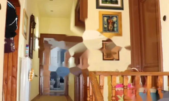 Недвижимость Семейный дом 375 м², Побри: 20