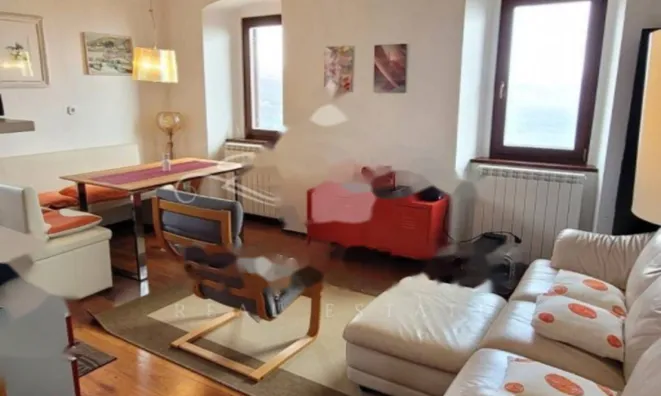 Недвижимость Семейный дом в Обрие: 8