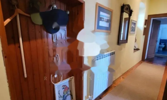 Недвижимость Семейный дом в Обрие: 13