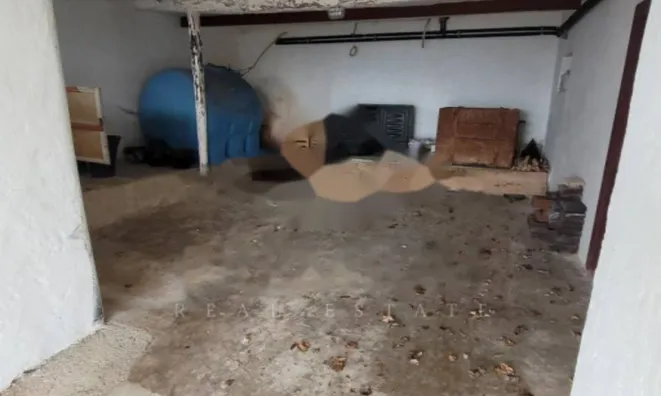 Недвижимость Семейный дом в Обрие: 21