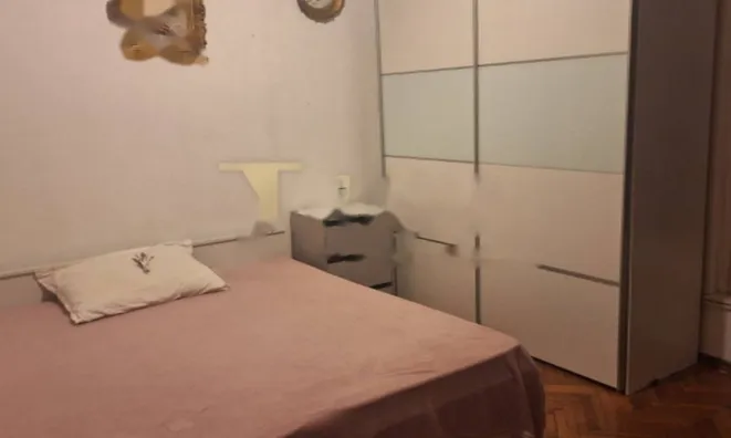 Недвижимость Двухкомнатная квартира, Центр: 7