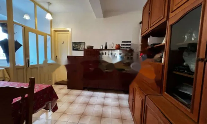 Недвижимость Трехкомнатная квартира в Центре: 6