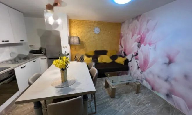 Недвижимость Двухкомнатная квартира, Центр: 9