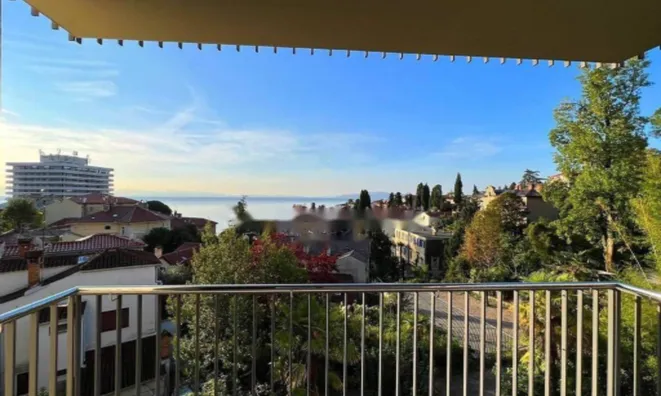 Недвижимость Четырехкомнатная квартира, центр, Опатия: 13