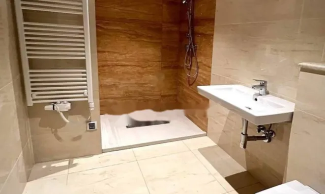 Недвижимость Четырехкомнатная квартира, центр, Опатия: 20