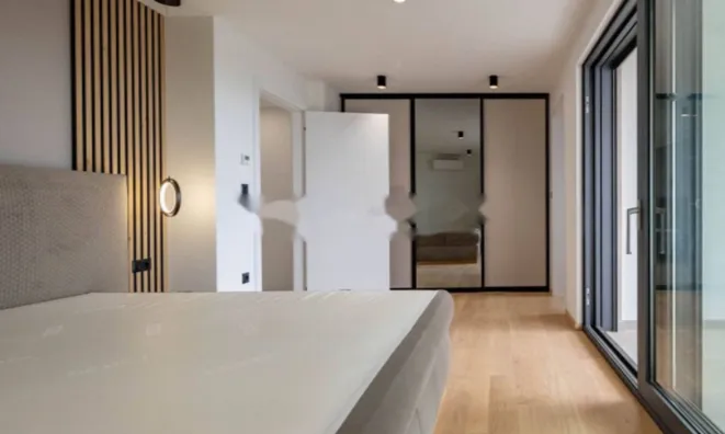 Недвижимость Четырёхкомнатная квартира в центре, Опатия: 12