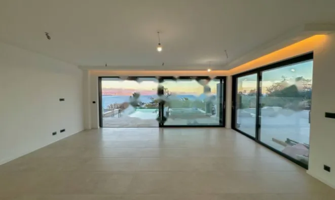 Недвижимость Новая квартира в центре Опатии: 14