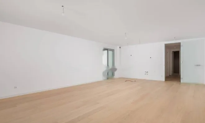 Недвижимость Трёхкомнатная квартира, Опатия: 16