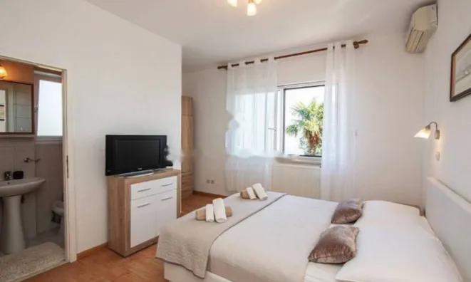 Недвижимость Четырёхкомнатная квартира в центре Опатии: 18