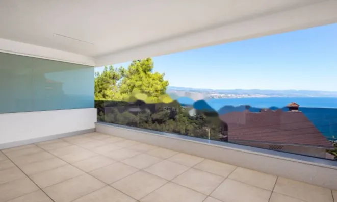 Недвижимость Трехкомнатная квартира в центре Опатии: 5