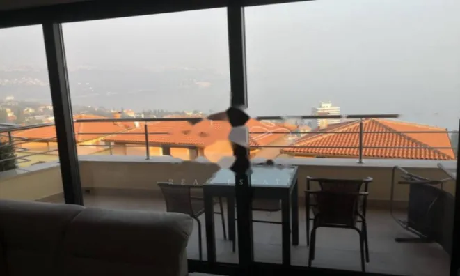 Недвижимость Двухкомнатная квартира в Центре: 3