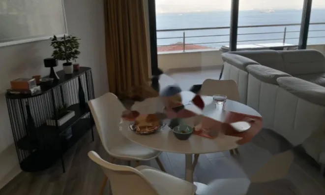 Недвижимость Двухкомнатная квартира в Центре: 7