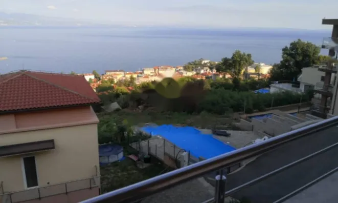 Недвижимость Двухкомнатная квартира в Центре: 12