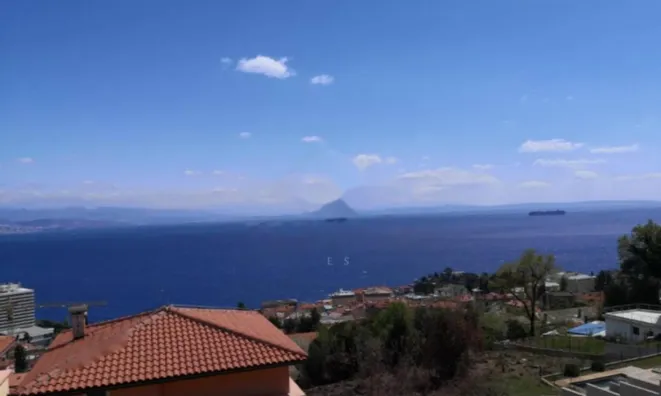 Недвижимость Двухкомнатная квартира в Центре: 13