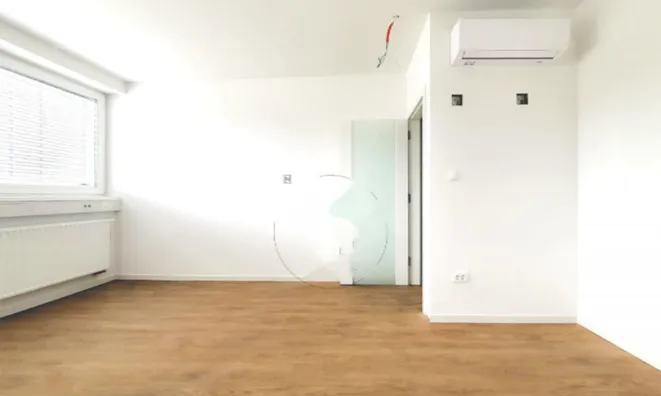 Недвижимость Коммерческое пространство, Вич: 5