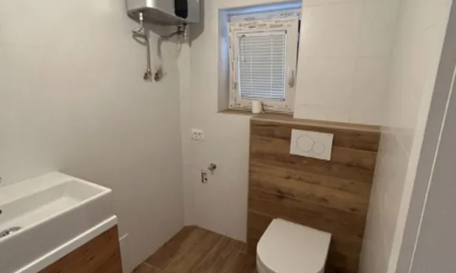 Недвижимость Коммерческое помещение Шентвид: 4