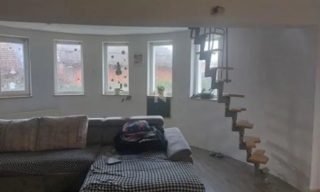 Недвижимость Дом на два хозяина в Чернелаваце: 3