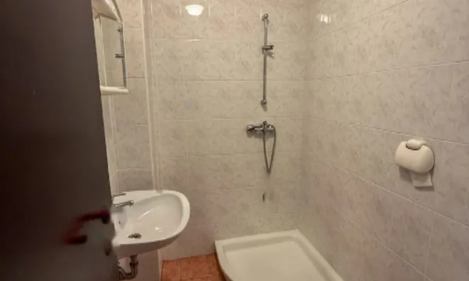 Недвижимость Дом, Доляня Вас: 13