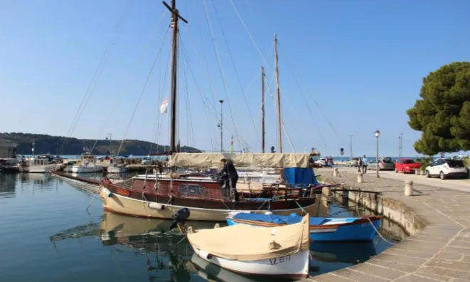 Недвижимость Дом с террасой Изола: 29