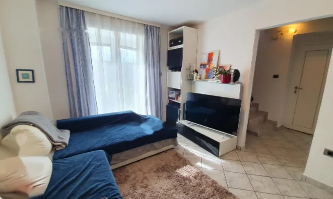 Недвижимость Трёхэтажный дом Драгонья: 14