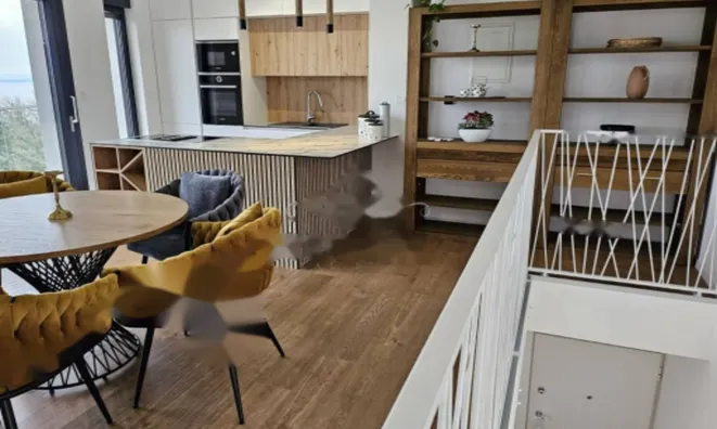 Недвижимость Трехкомнатная квартира на западной стороне, Опатия.: 1