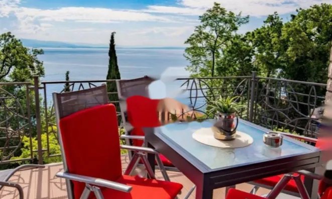 Недвижимость Четырехкомнатная квартира в центре Опатии: 3